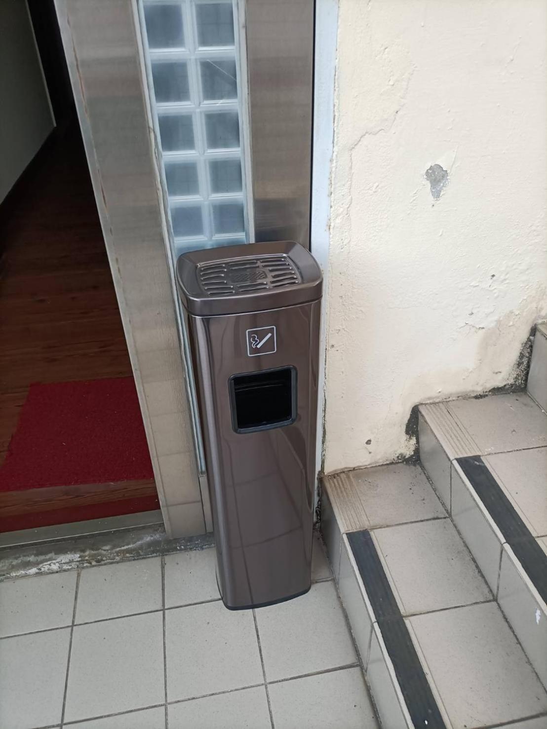 丸松商旅 Hotel Миаоли Екстериор снимка